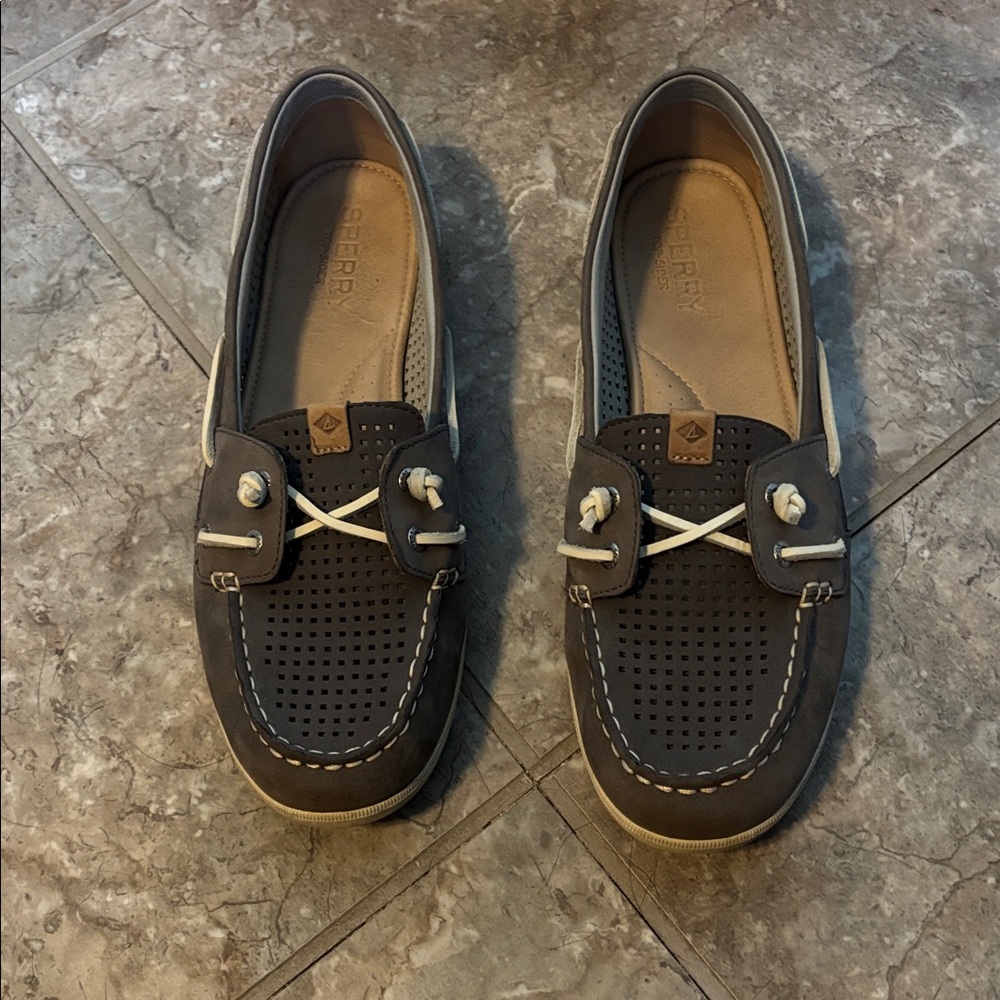 NWOT — Sperry — Top Sider Boat Shoes